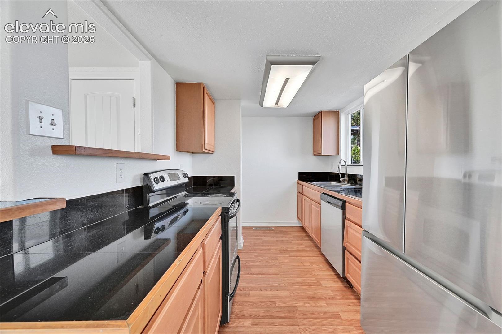 Photo 9 of 2133 Pepperwood Drive, Colorado Springs