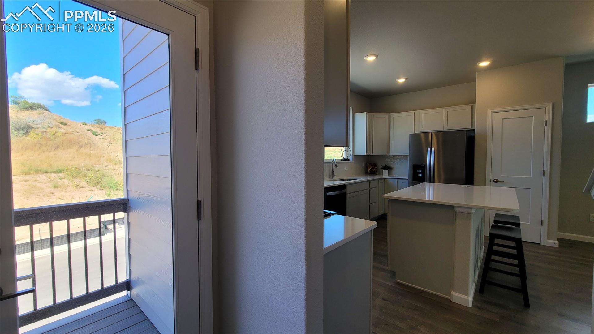 2nd Deck, located near the Kitchen!
