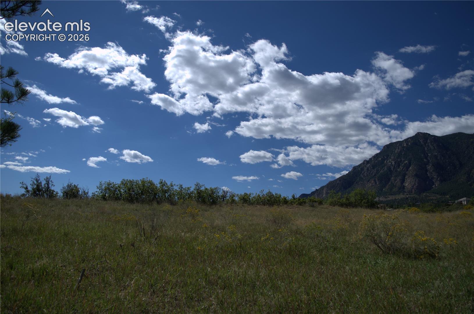 Photo 16 of 4815 Broadmoor Bluffs Drive, Colorado Springs