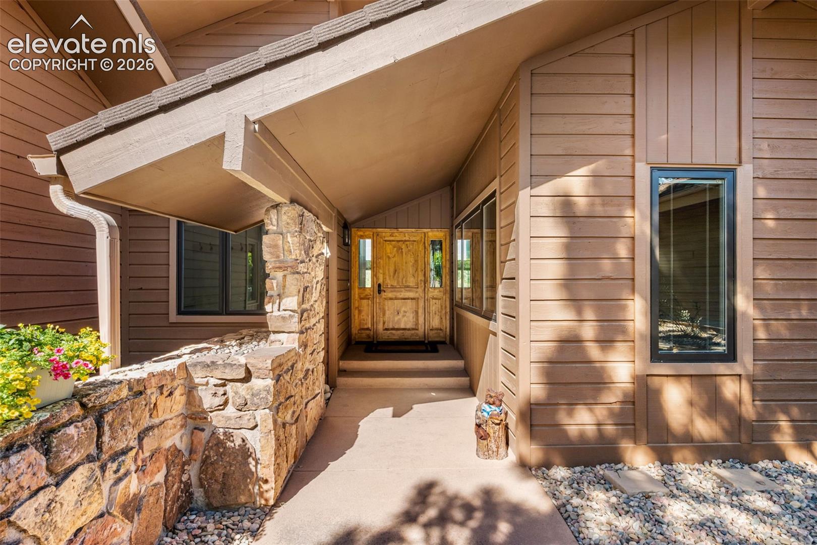 3310 Camels Ridge Ln, Colorado Springs, CO 80904
