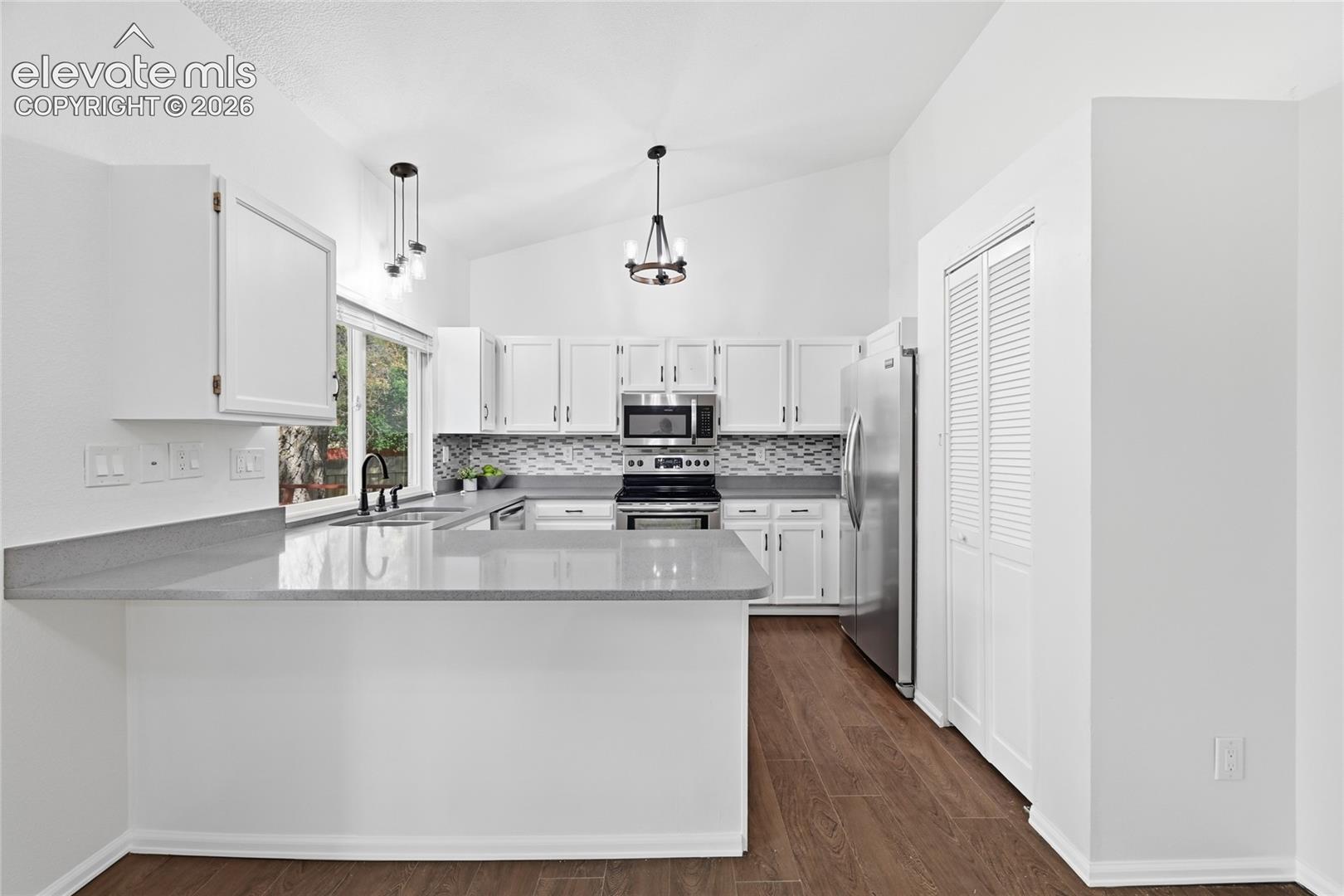Photo 9 of 2910 Rolling Wood Loop, Colorado Springs