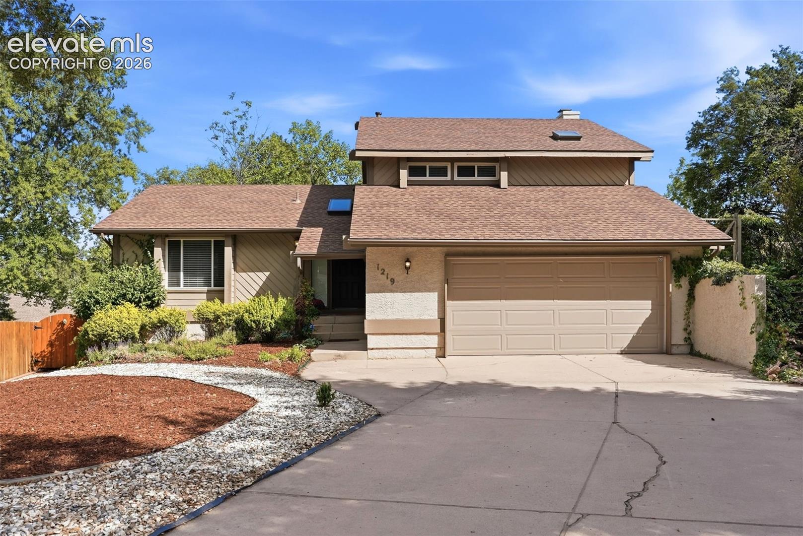 1219 Windmill Avenue