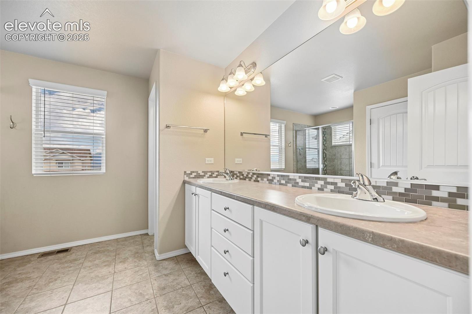 Photo 12 of 10949 Echo Canyon Drive, Colorado Springs