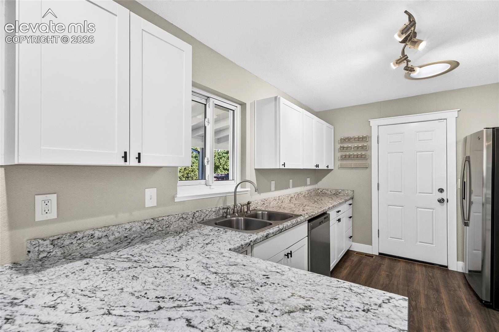Photo 15 of 1124 Royale Drive, Colorado Springs