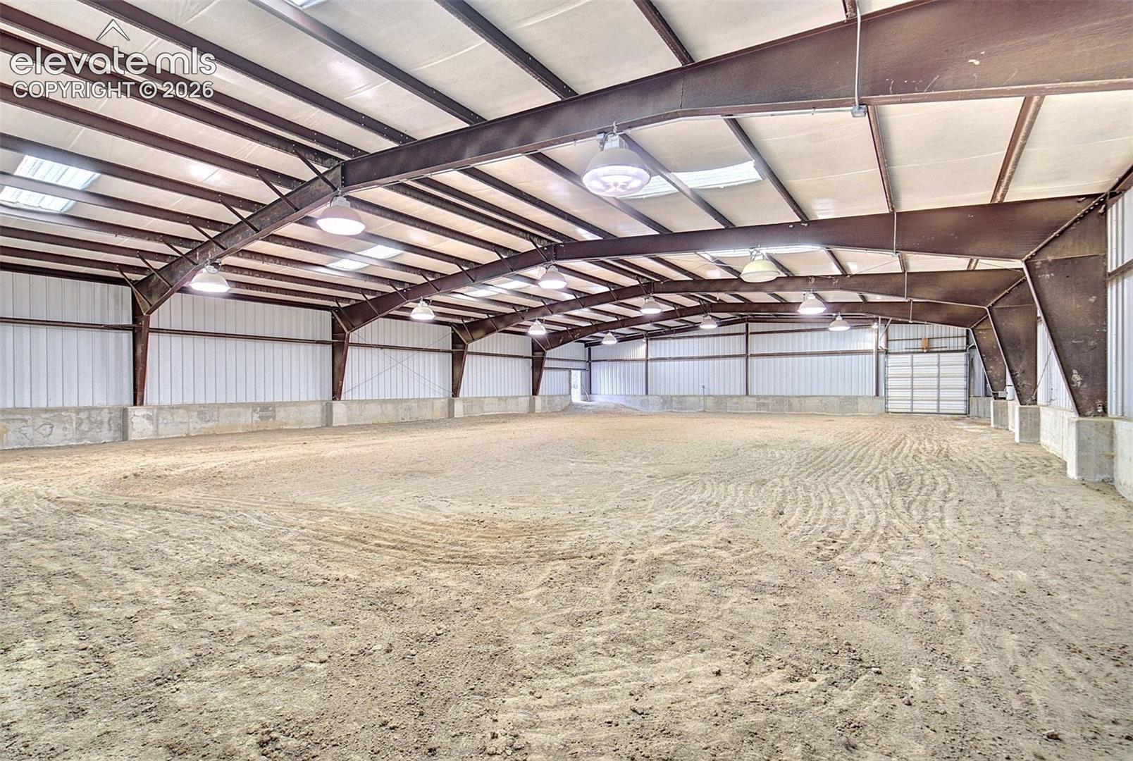 Indoor riding arena