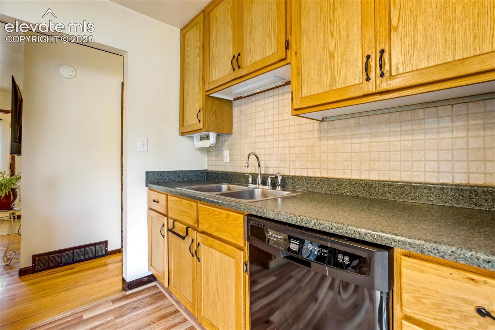Photo 15 of 1607 Querida Drive, Colorado Springs