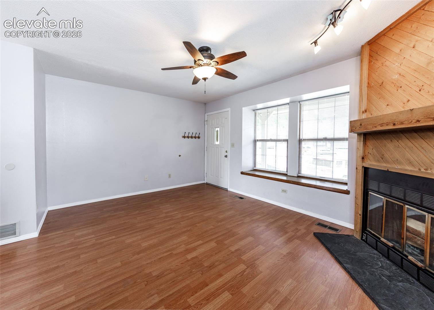 Photo 8 of 6712 Mountain Top Lane, Colorado Springs