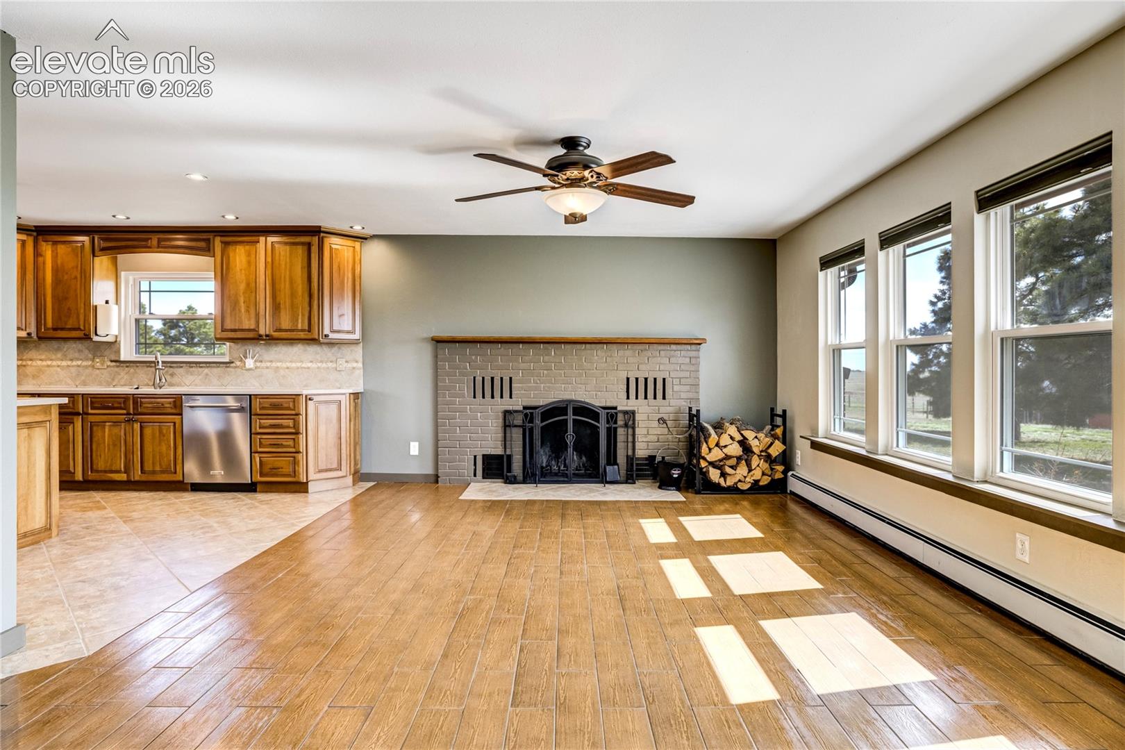 Photo 18 of 21295 E Highway 24, Peyton