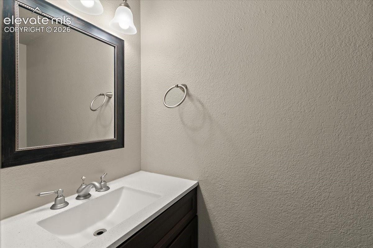 Photo 12 of 6848 Ravencrest Drive, Colorado Springs