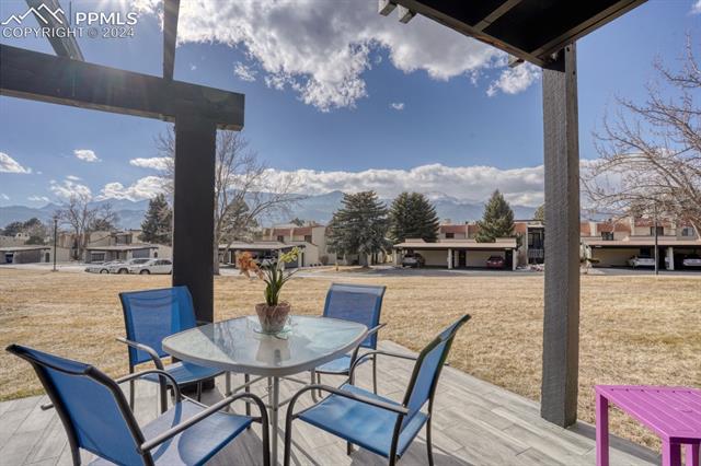 1094 Fontmore Road A