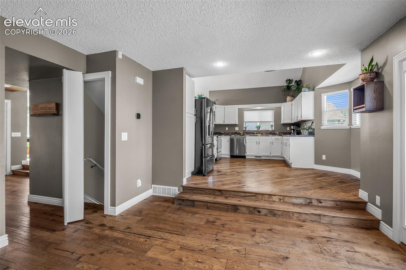 Photo 17 of 7810 Conifer Drive, Colorado Springs