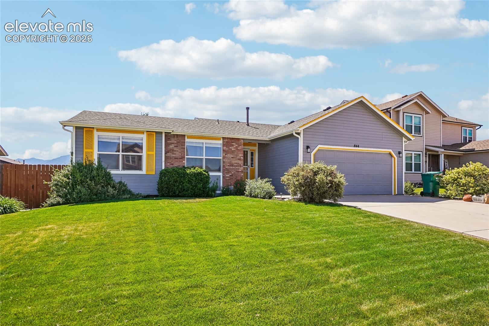 844 Foxwood Dr, Colorado Springs, CO 80911