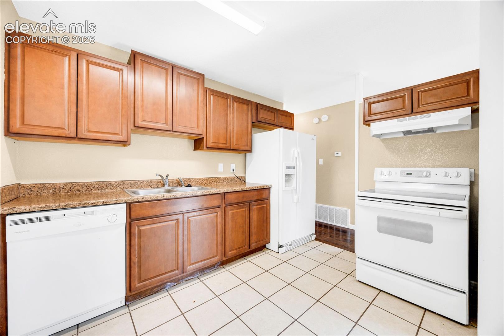 Photo 11 of 73 Jasper Drive, Colorado Springs