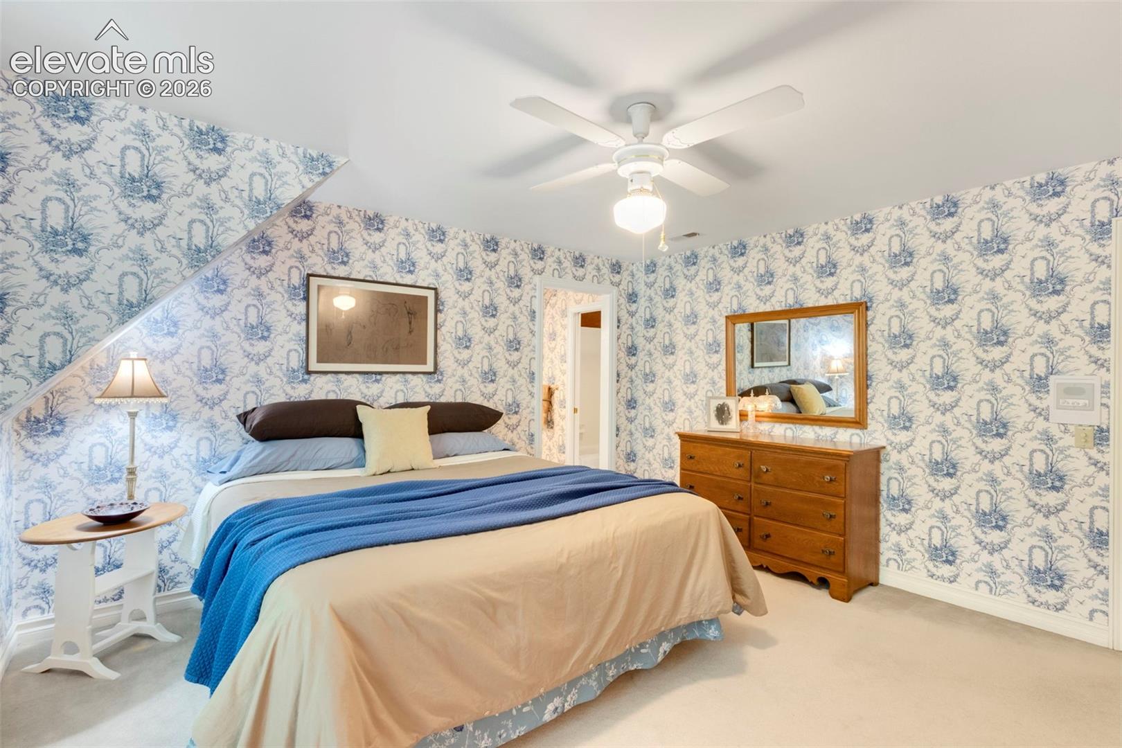 Upstairs bedroom with Jack N Jill bath