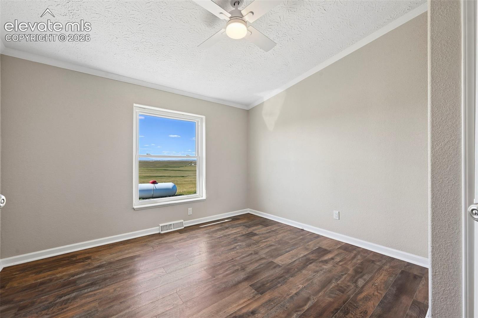 Bedroom or Office
