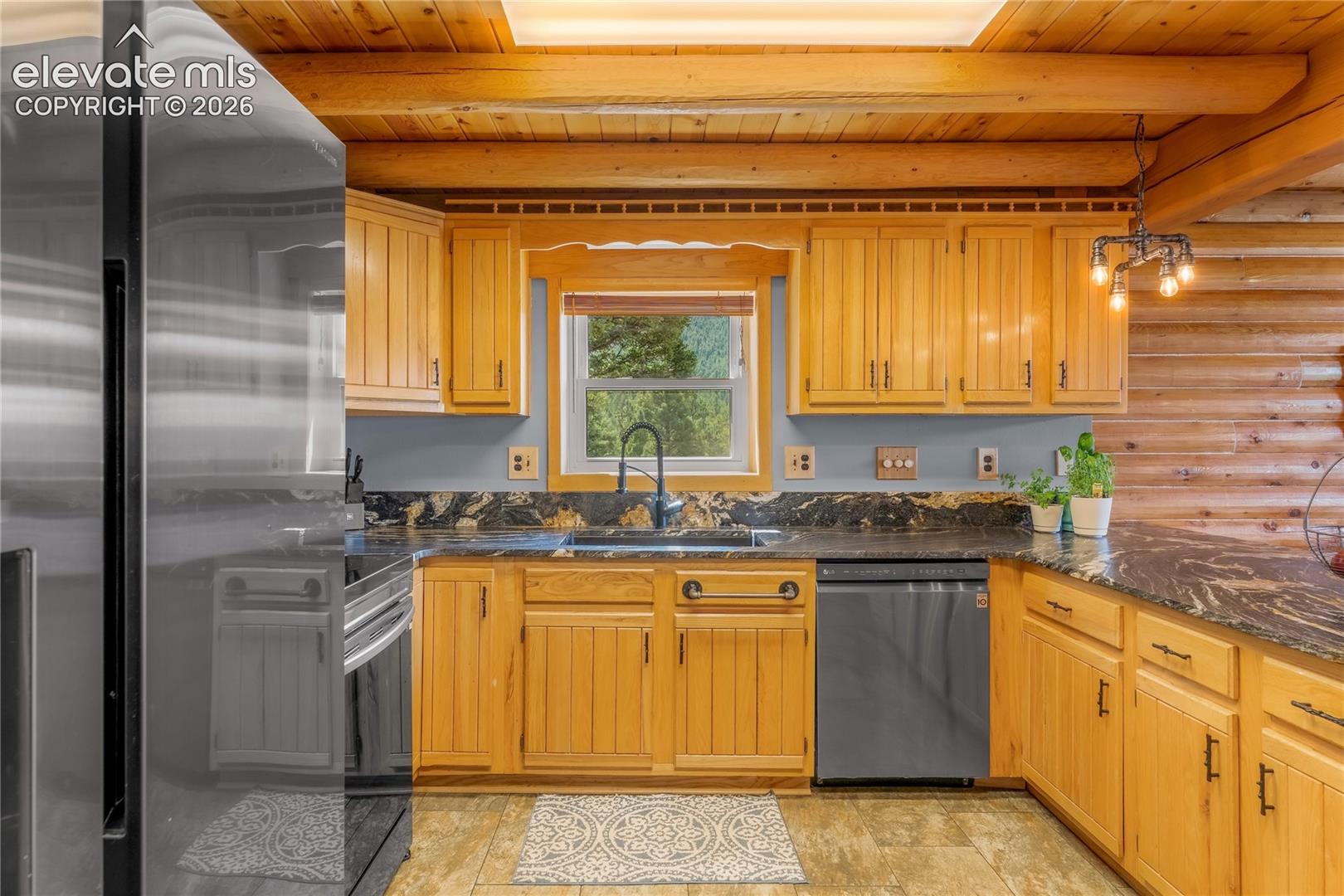 Photo 10 of 102 Douglas Fir Lane, Woodland Park