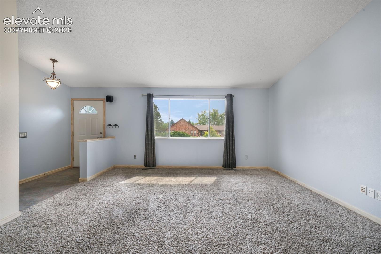 Photo 11 of 5090 Flintridge Drive, Colorado Springs