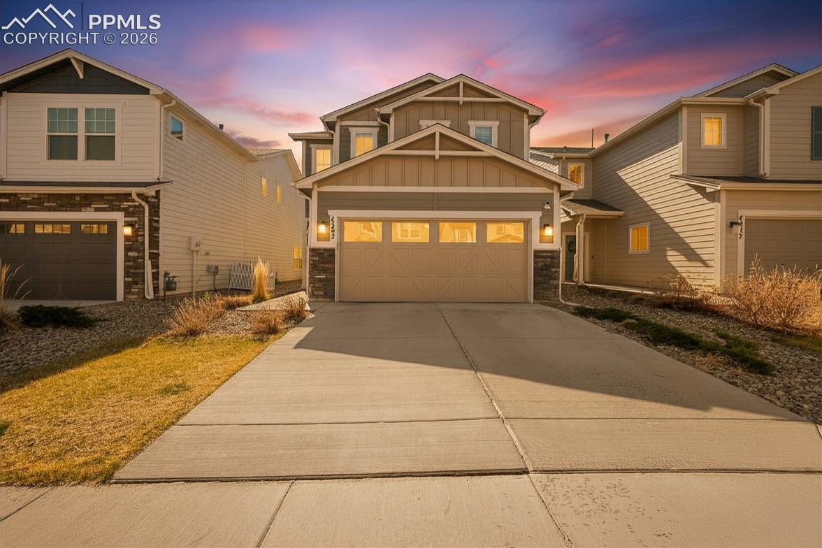 Featured Listings Featured Listings