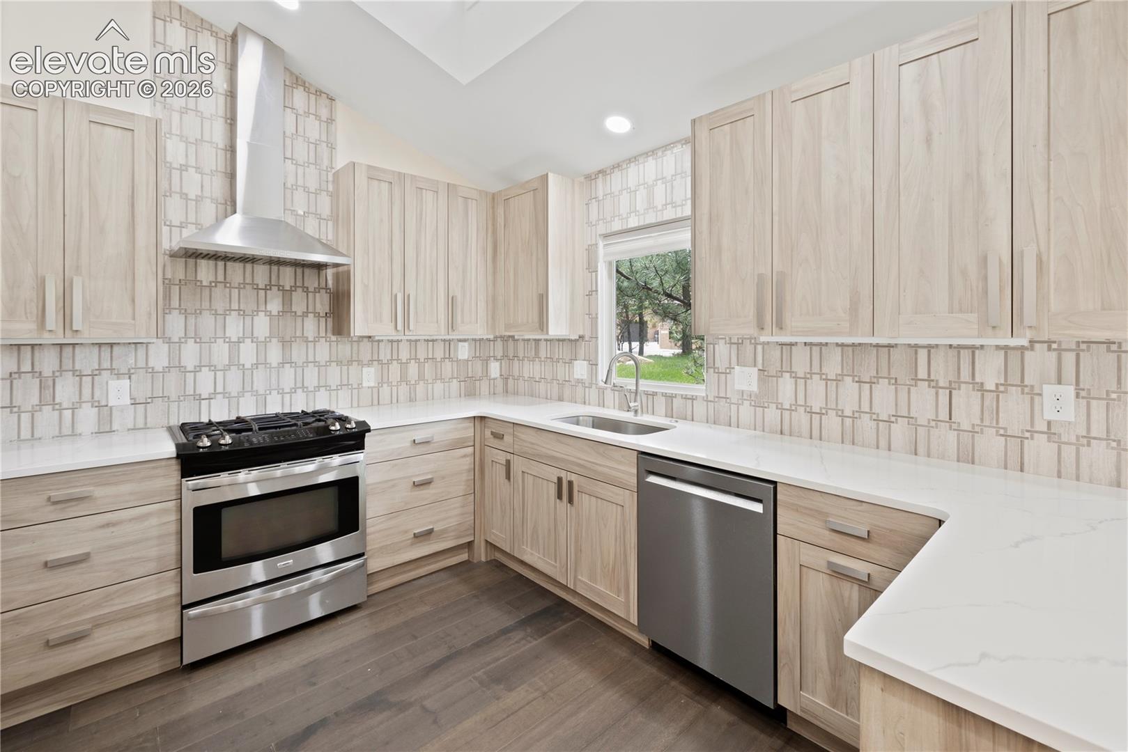 Photo 15 of 830 Appian Court, Colorado Springs