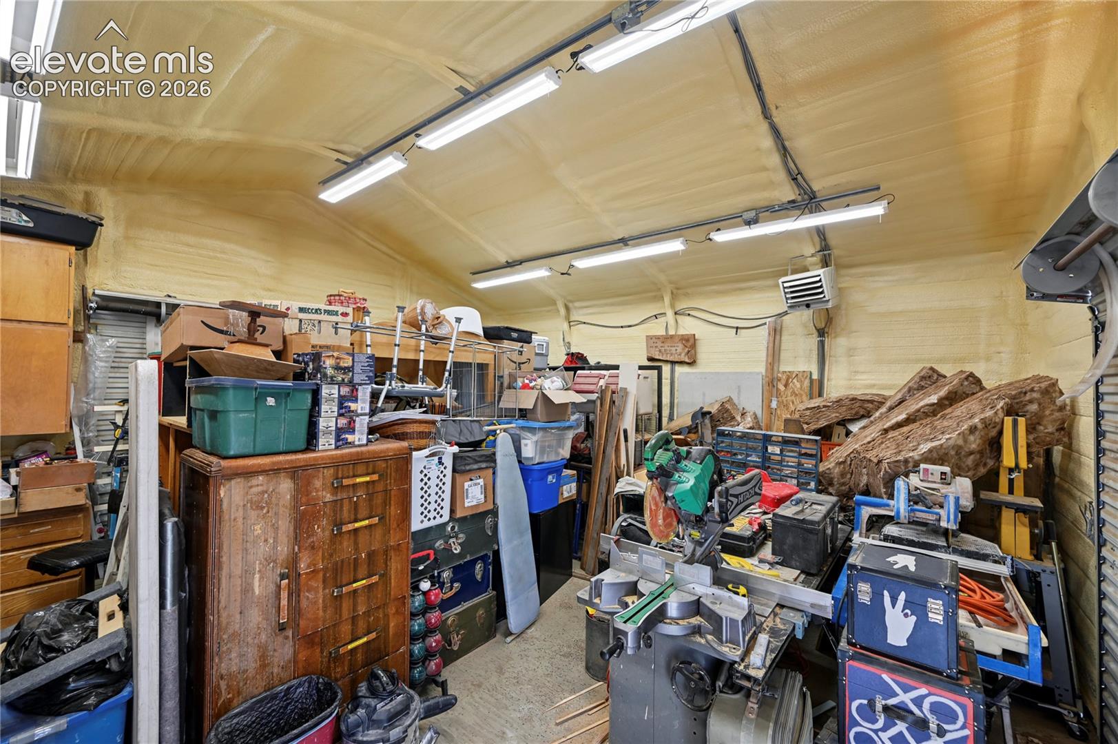 Great shop with heat, LED lighting, and 2 overhead doors 9x7