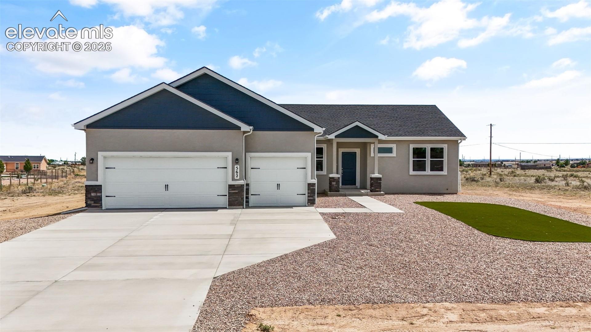 562 N Bayview Dr, Pueblo West, CO 81007