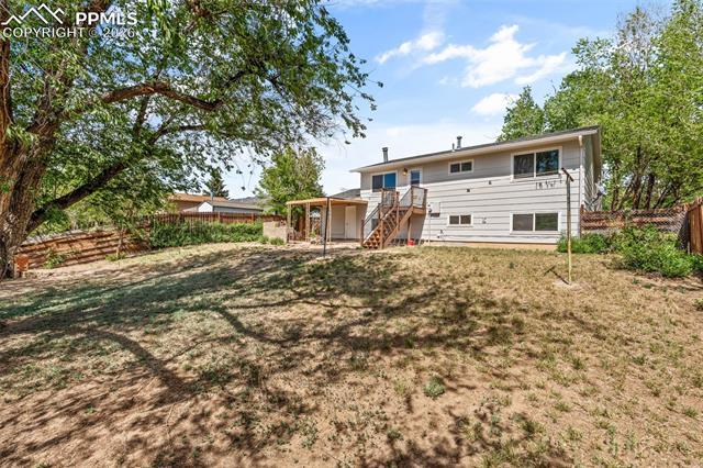 2550 Gina Dr, Colorado Springs, CO 80916