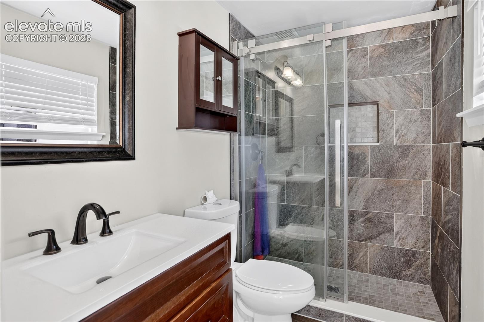 Primary bath ensuite