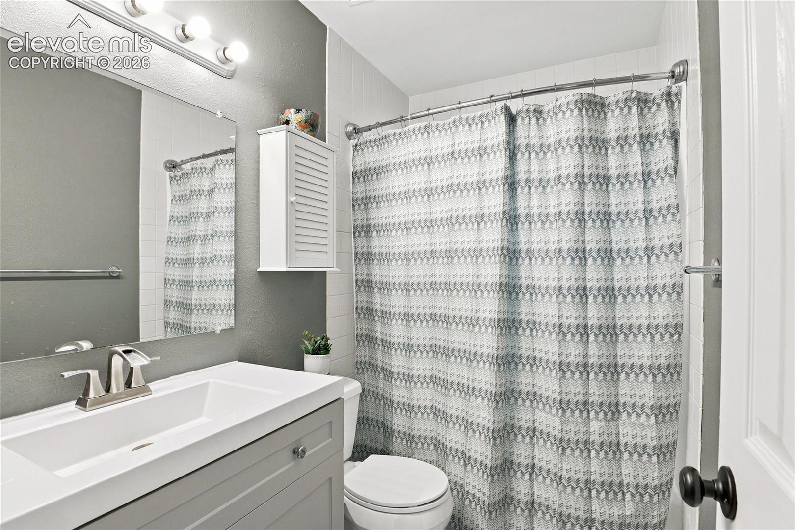 Photo 12 of 213 Jasper Drive, Colorado Springs