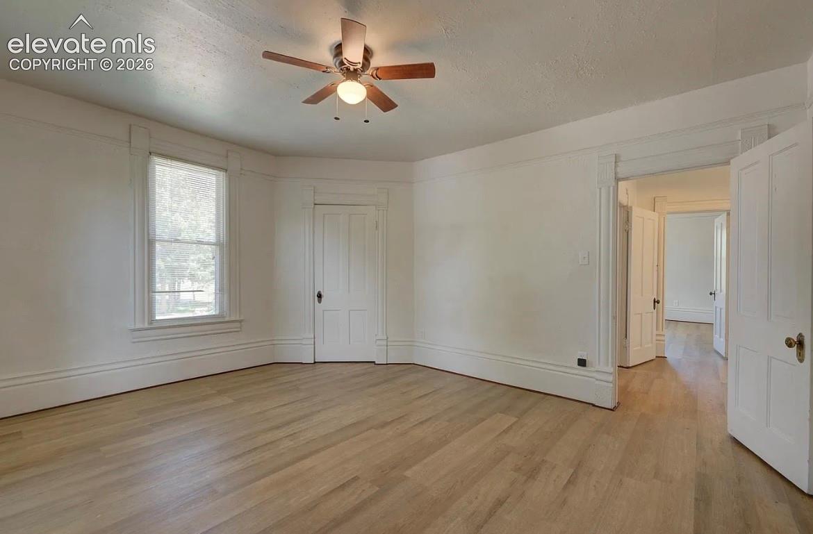 Upper level unit
