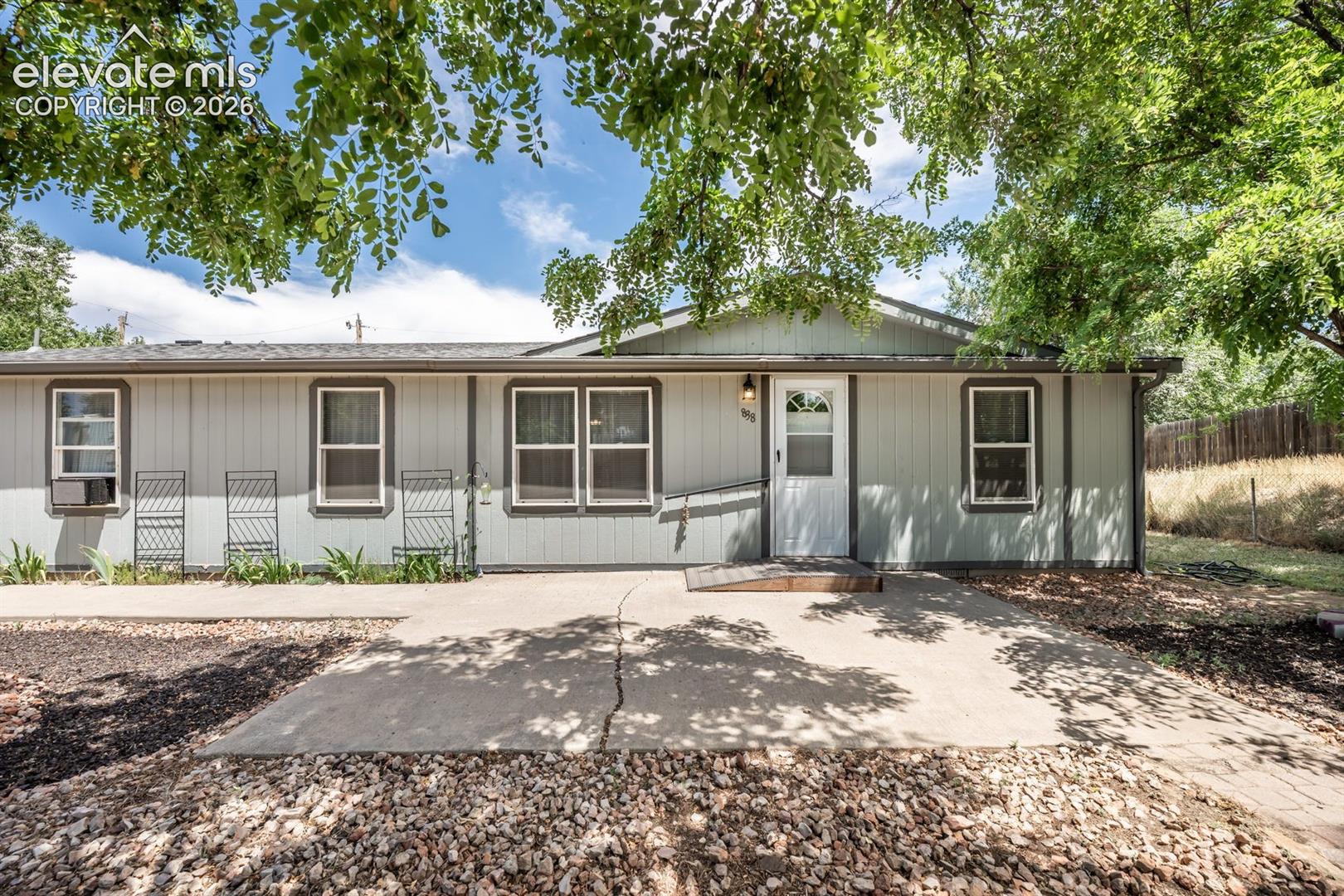 838 Main St, Canon City, CO 81212