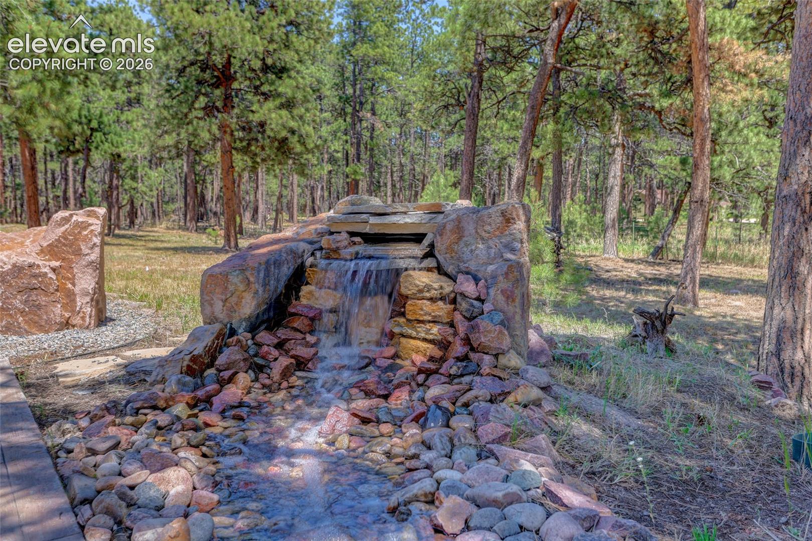 Water feature adds ambience to outdoor entertaiment