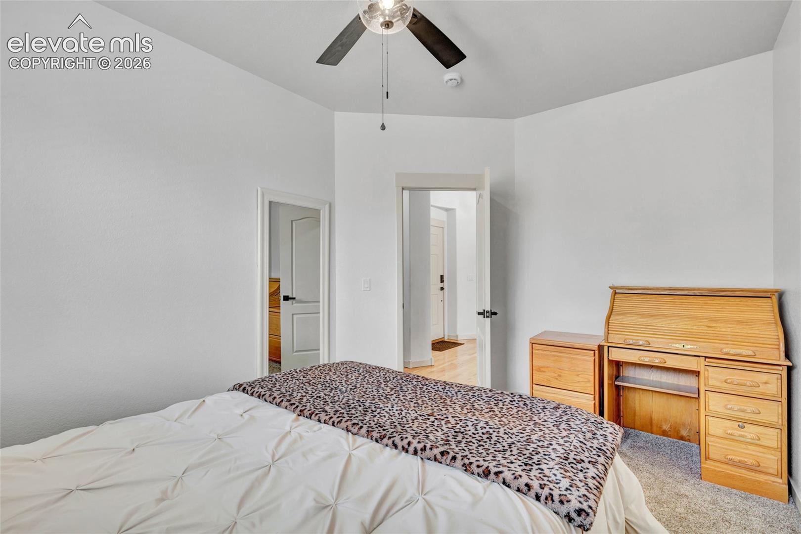 2nd bedroom