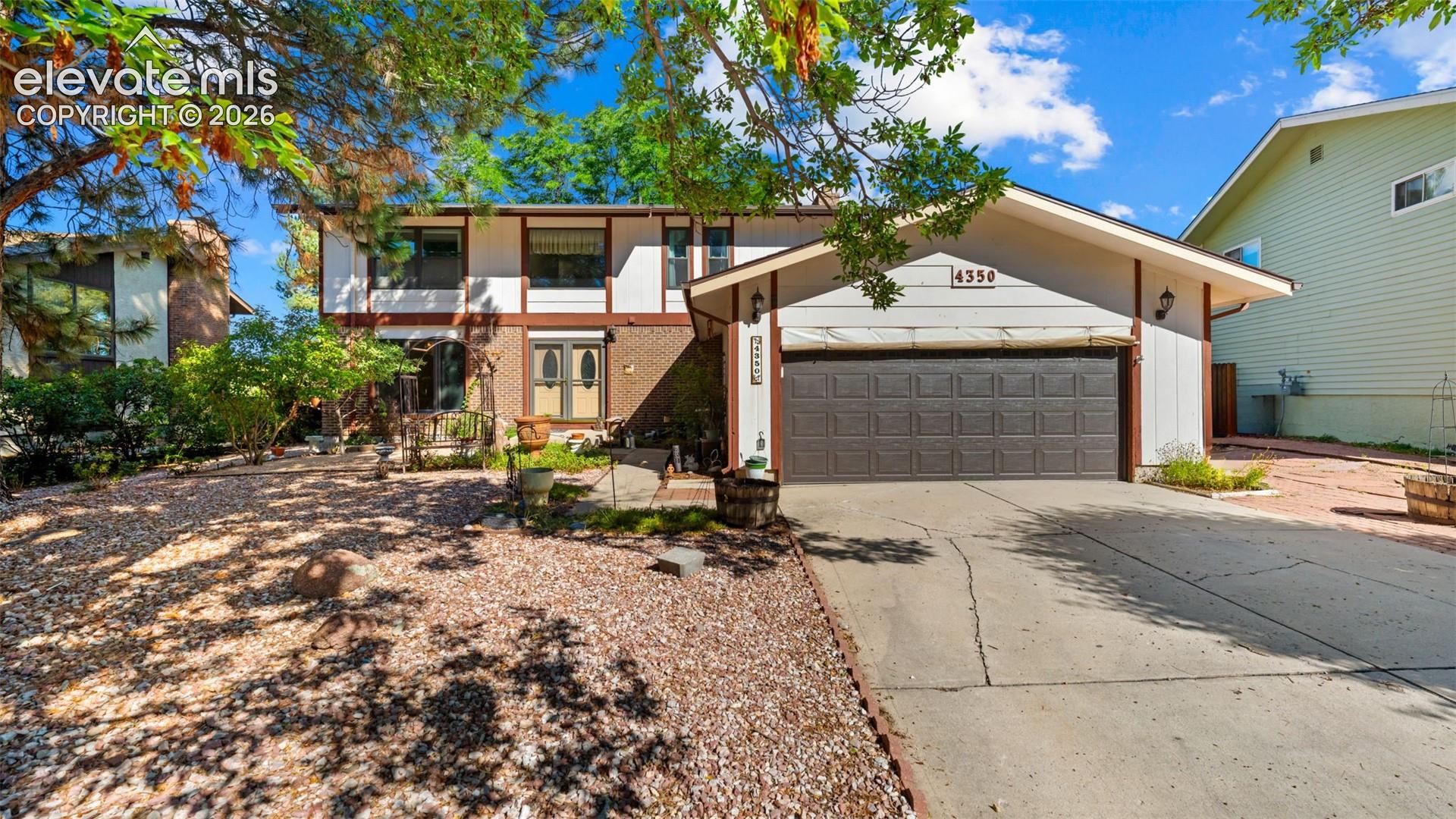 Photo 6 of 4350 Valencia Circle, Colorado Springs
