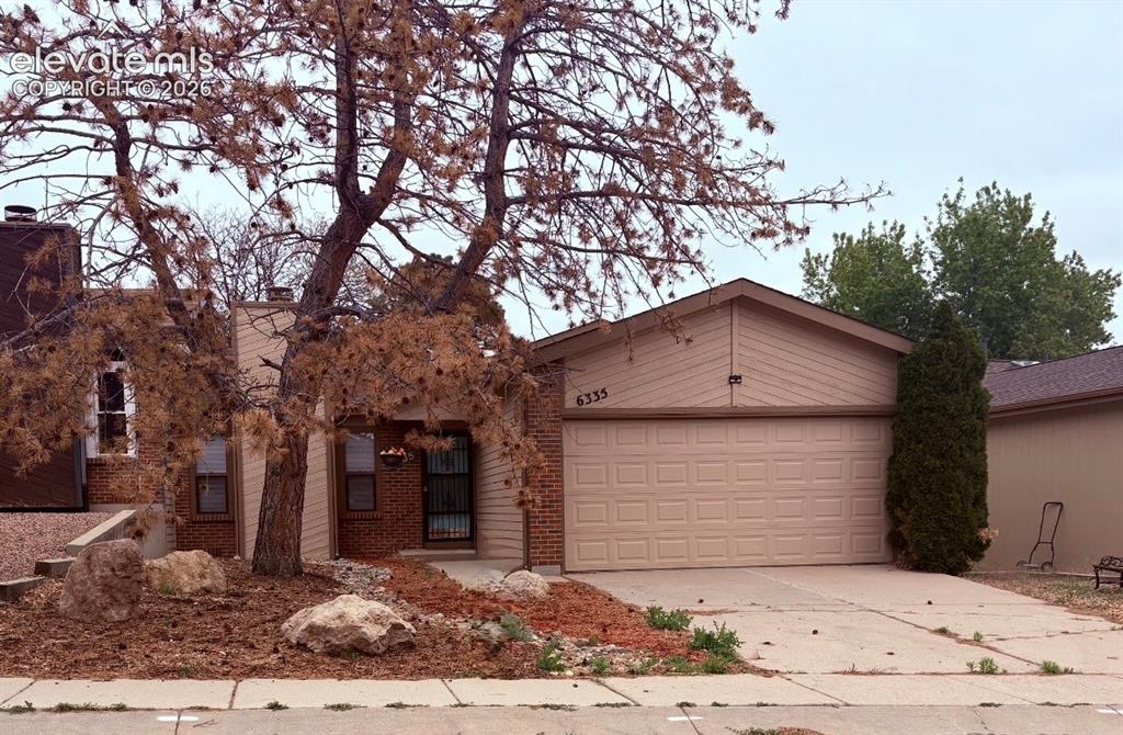 6335 Gunshot Pass Dr, Colorado Springs, CO 80917