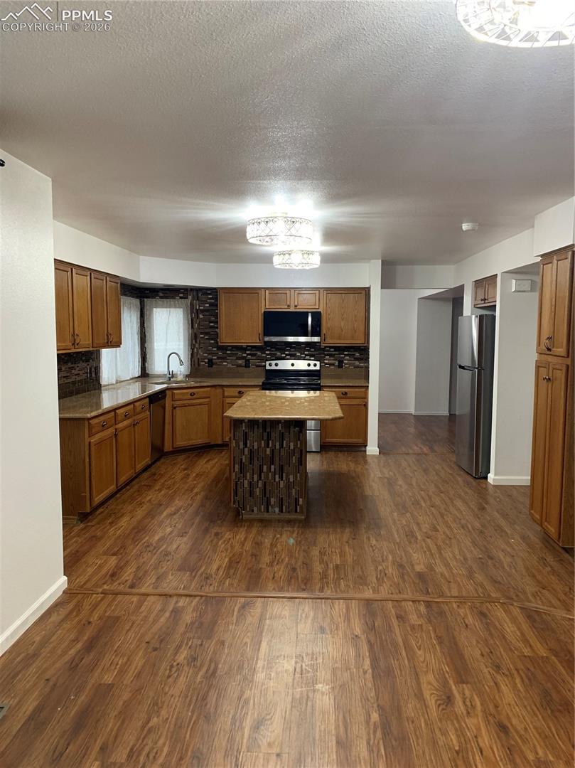 Photo 9 of 2945 Frazier Lane, Colorado Springs