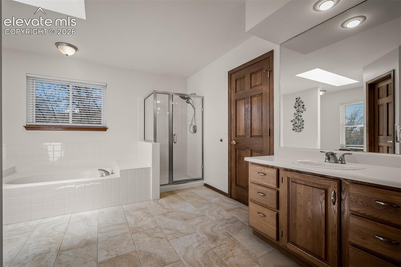 8450 Melross Court