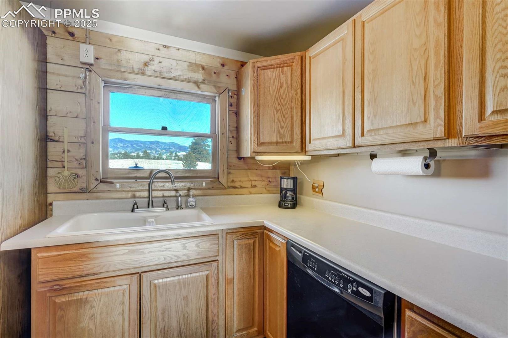 Photo 15 of 994 Deer Lane, Guffey