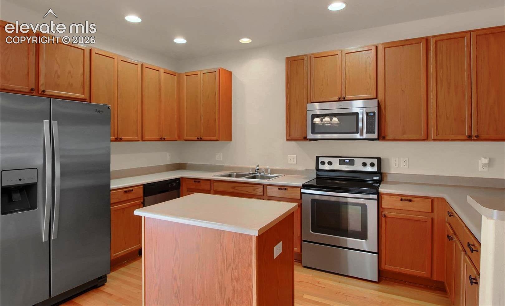 When vacant kitchen angle 3