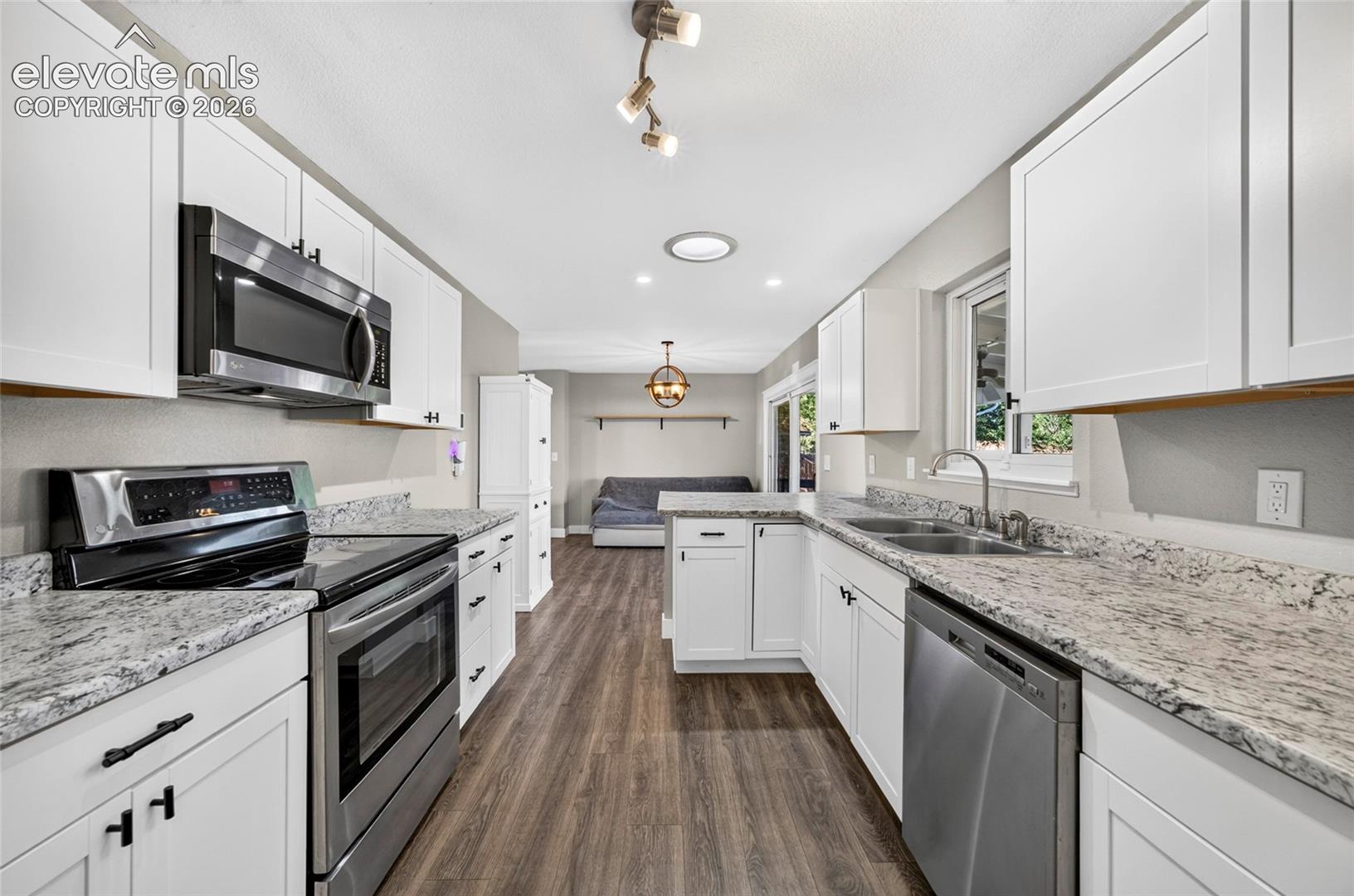 Photo 11 of 1124 Royale Drive, Colorado Springs