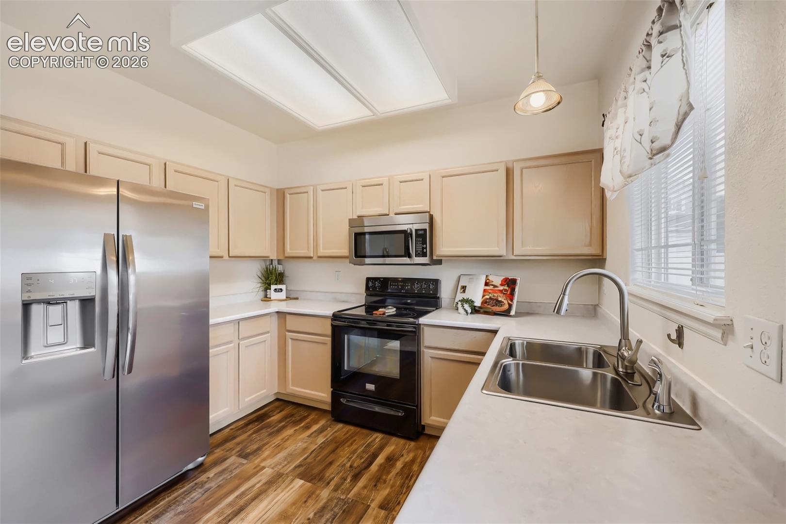 Photo 6 of 4652 Ardley Drive, Colorado Springs