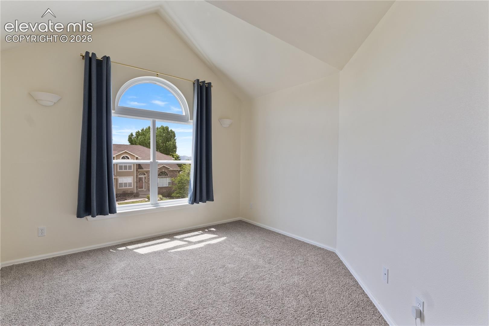 Photo 17 of 1136 Vista Oaks Drive, Colorado Springs