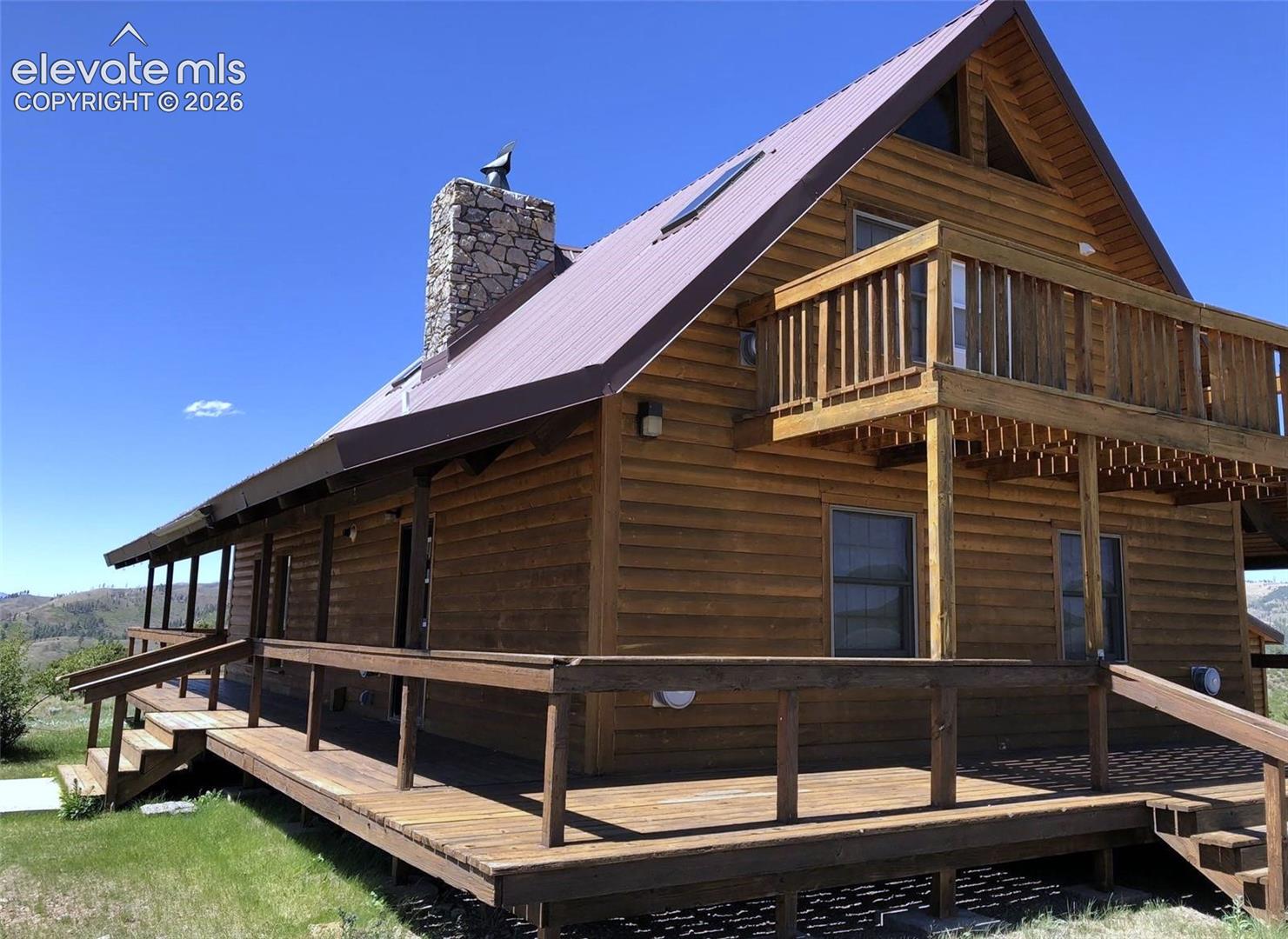wraparound porch