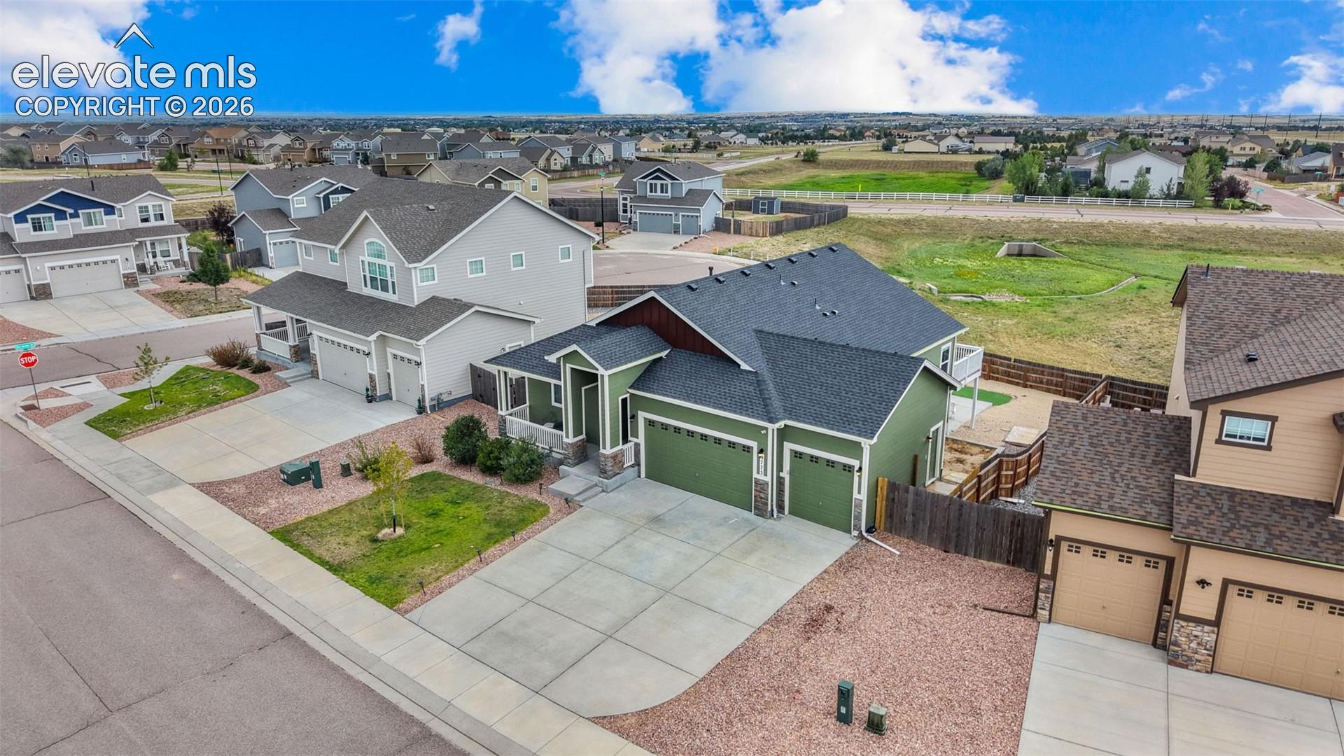 Photo 48 of 9773 Witherbee Drive, Peyton