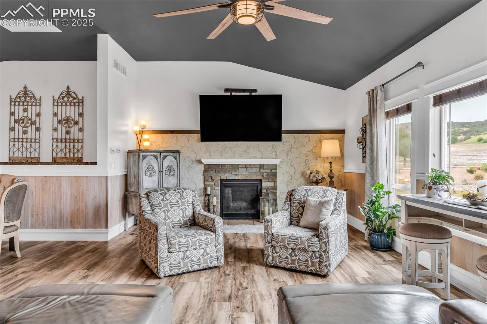 Photo 7 of 10380 Coyote Lane, Rye
