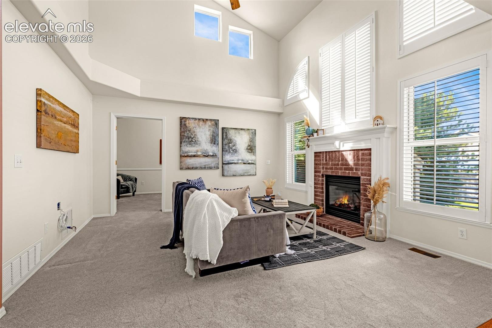 Soaring 2 story high ceiling in the Great Room