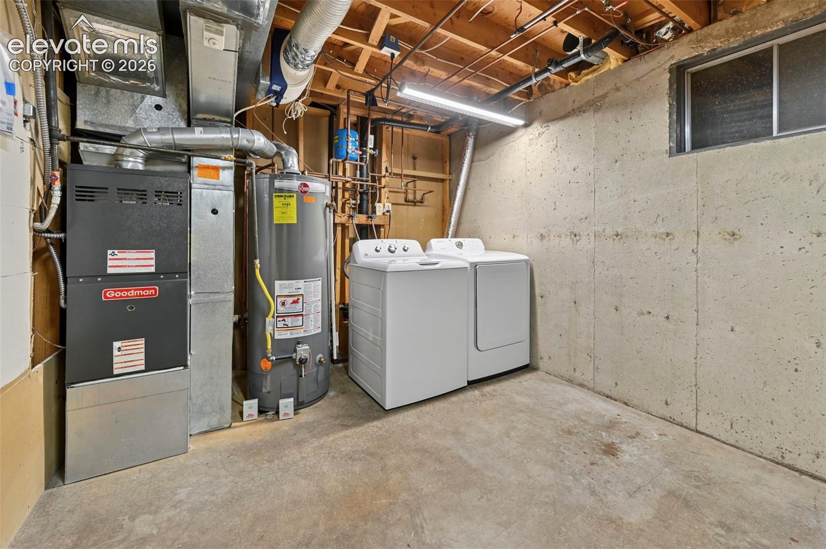 Laundry room with lots of extra storage