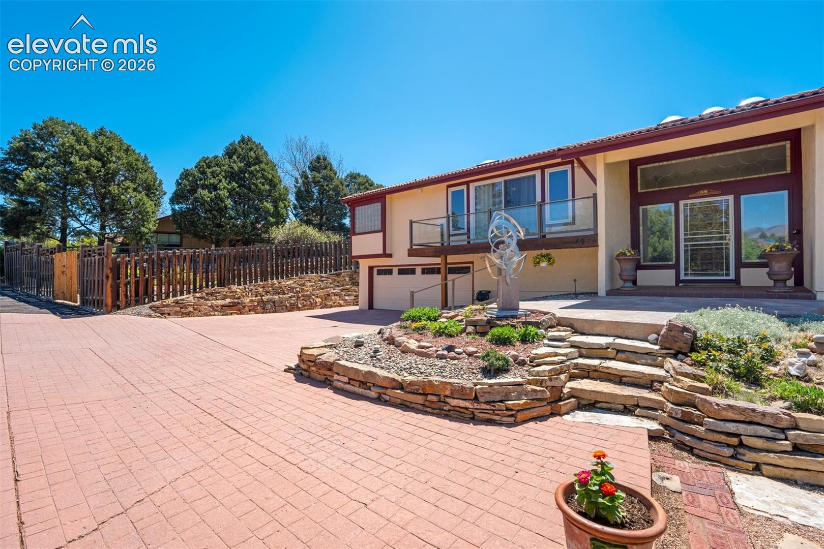 Very welcoming and low maintenance landscaping.