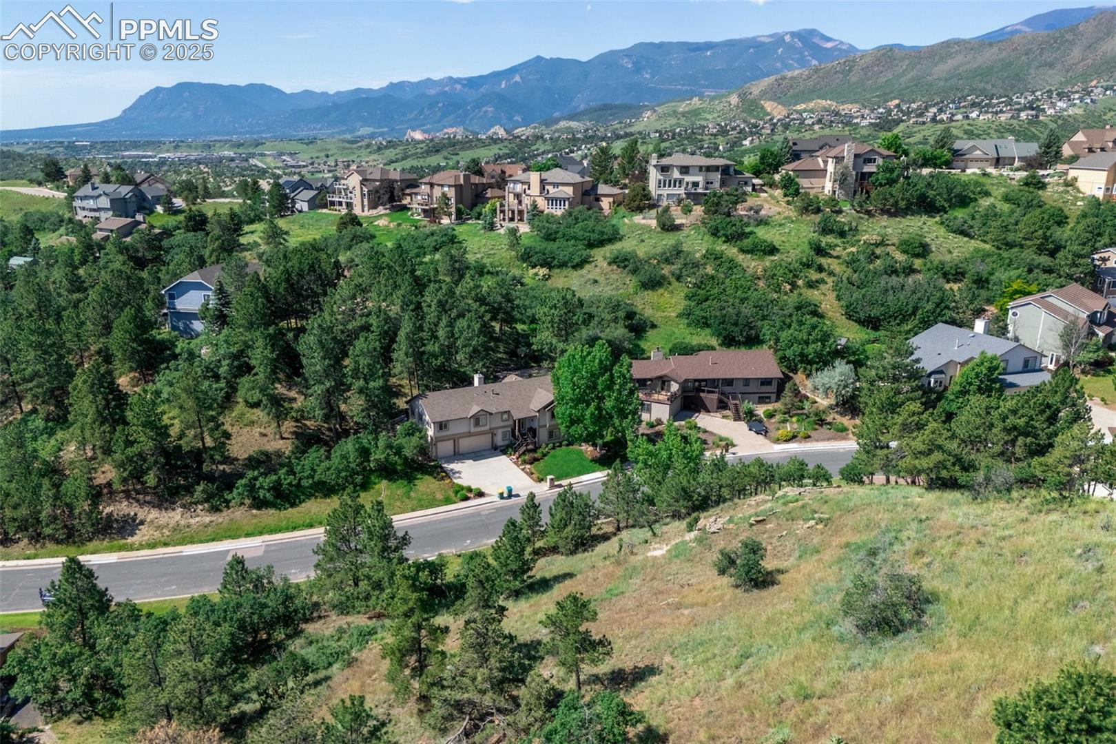 Photo 19 of 7137 Oak Valley Drive, Colorado Springs