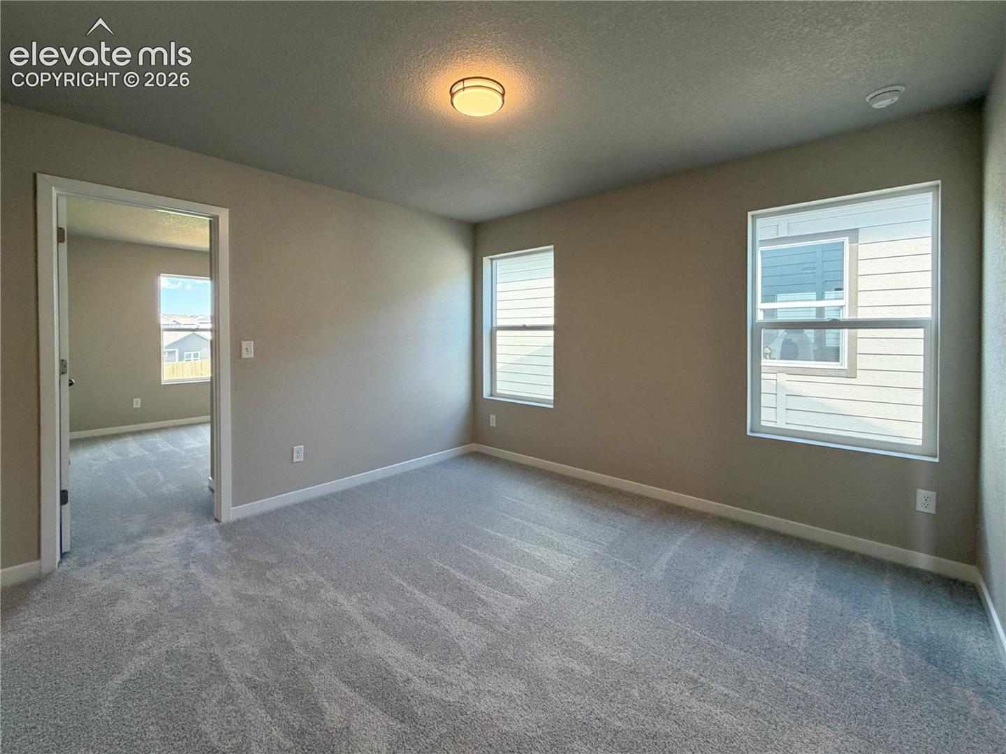 8539 Blue Feather Loop photo 15