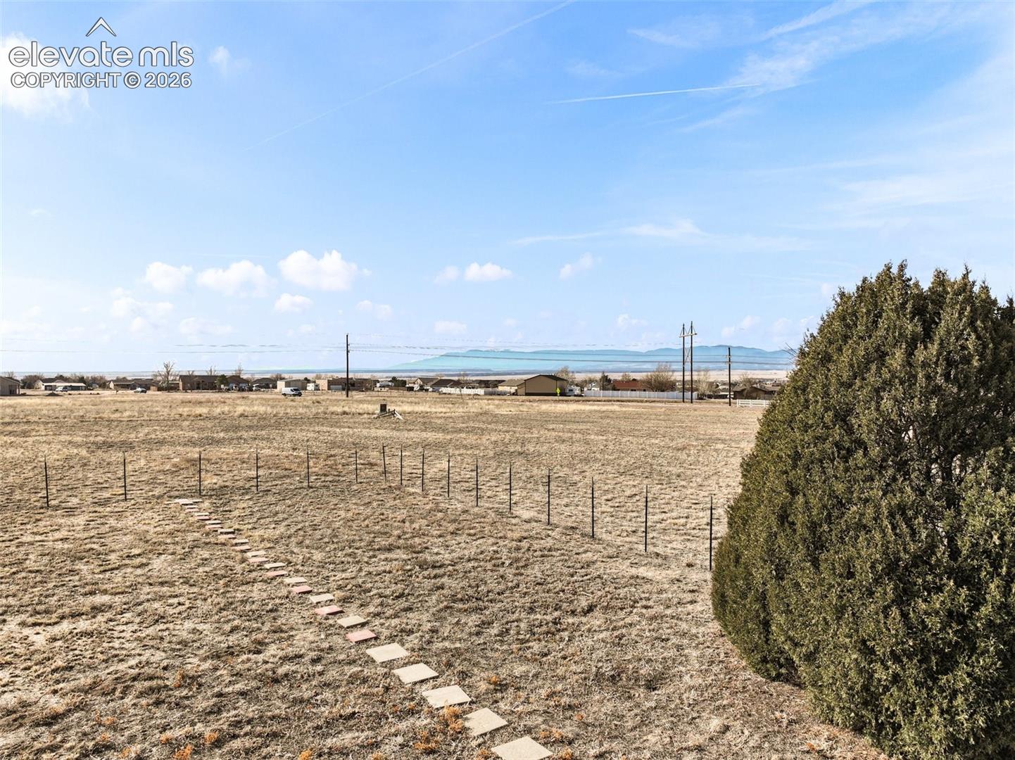 1006 W Capistrano Ave, Pueblo, CO 81007